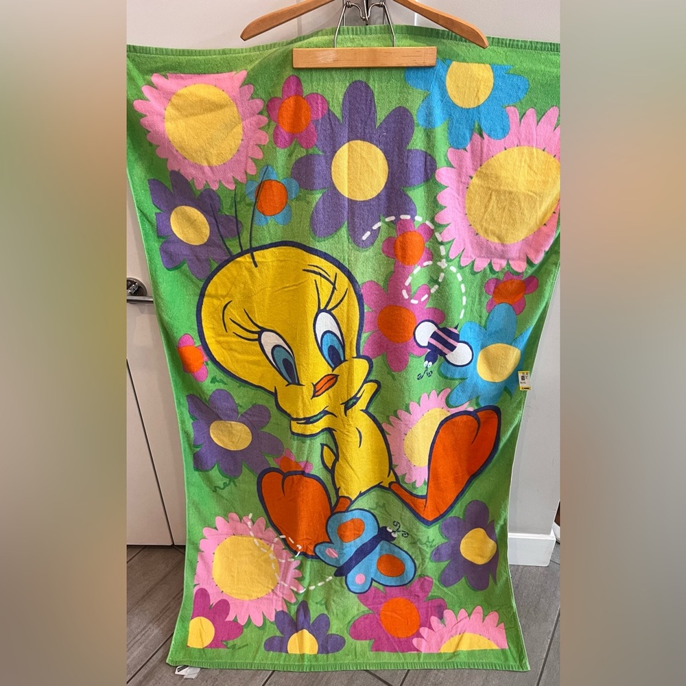 Vintage Looney Tunes Tweety Bird Flower Power Beach Towel‎ Oversized 2000